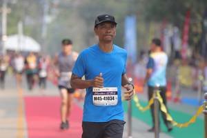 BIB: 1211, 41034
                            <button type="button" onclick="openModal(8145309)" class="btn btn-primary btn-sm float-right btn-popup" data-toggle="modal" data-target=".modal-high-quality">
                        <i class="fas fa-shopping-cart"></i> Add to Cart
                    </button>
                                            <button type="button" onclick="isThisMe(8145309, true)" class="btn btn-success btn-sm float-right btn-popup btn-isme hidden" data-toggle="tooltip" data-placement="bottom" title="นี่คือรูปของคุณใช่ไหม คลิกที่นี่เพื่อเอาเข้าอัลบั้ม">
                        <i class="fas fa-plus"></i> Add to album
                    </button>
                    <button type="button" onclick="isThisMe(8145309, false)" class="btn btn-warning btn-sm float-right btn-popup btn-isnotme hidden">
                        <i class="fas fa-ban"></i> Remove from album
                    </button>